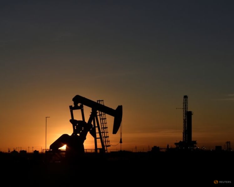 Oil settles at multi-week high as US-Iran truce buckles under fresh hostilities