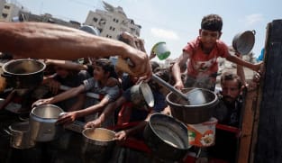 Gaza famine warning as Israel resists ceasefire calls