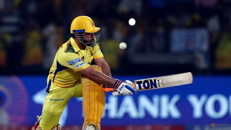 Chennai's Dhoni to miss start of IPL season due to calf strain