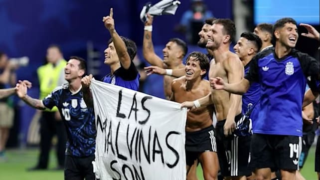 FIFA siasat pemain Argentina susuli insiden final Piala Dunia, kain rentang Kepulauan Falkland