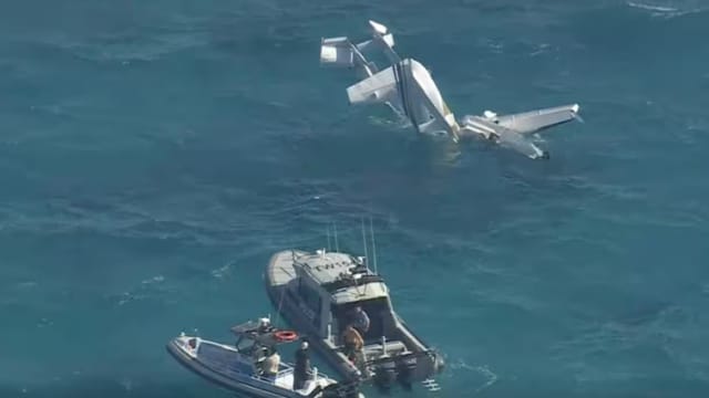 澳洲小型水上飞机坠海 导致三人死亡