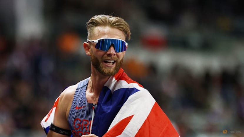 Kerr regains world indoor 3,000m gold medal in Poland