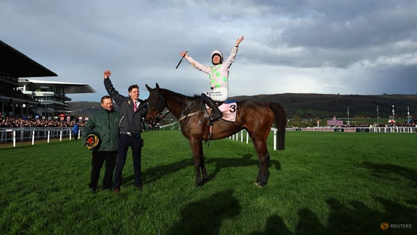 Horse Racing-Gaelic Warrior powers to Cheltenham Gold Cup victory