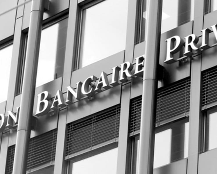 No easy profits as banks court Asia’s wealthy