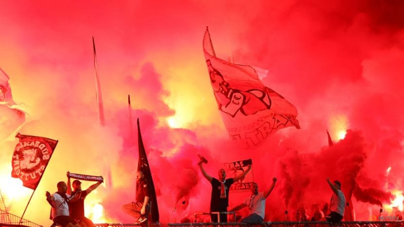 Holders Stuttgart need penalties to beat second tier Braunschweig in German Cup Holders Stuttgart need penalties to beat second tier Braunschweig in German Cup