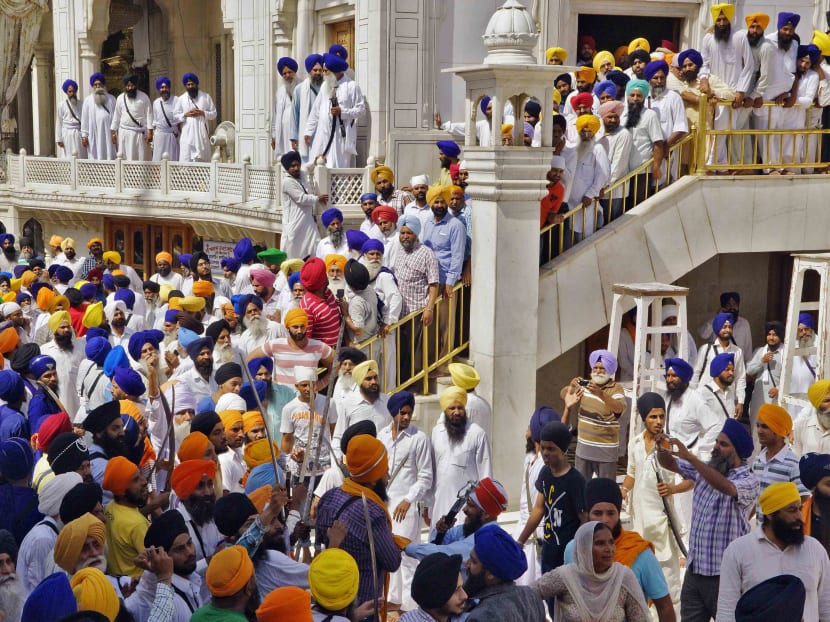 Violent clash erupts as Sikhs mark storming of Golden Temple