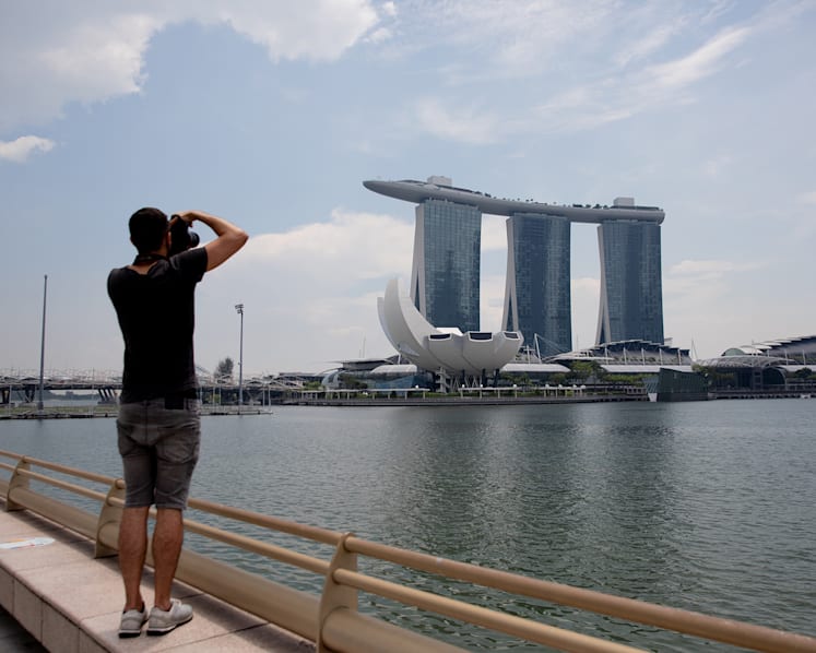 Visitor arrivals in Singapore hit a record low of 330,000 in 2021 amid Covid-19 travel restrictions
