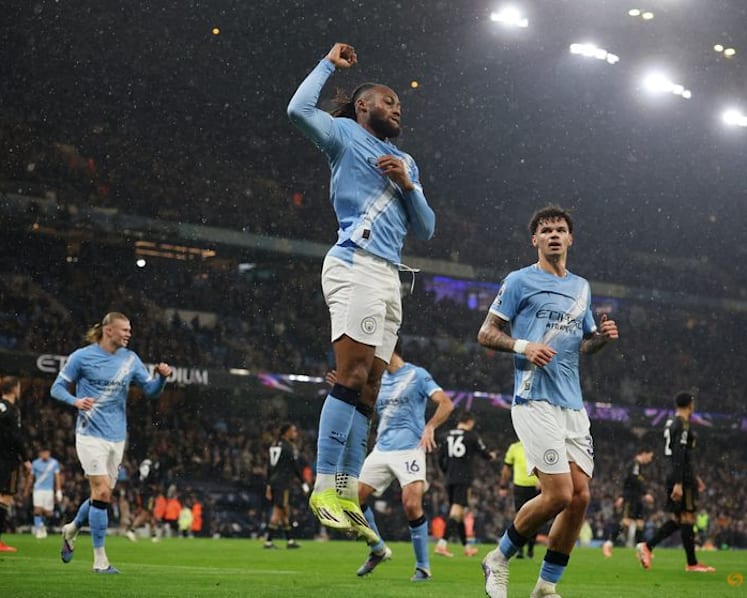 Title up for grabs as Man City and Arsenal prepare for crunch clash