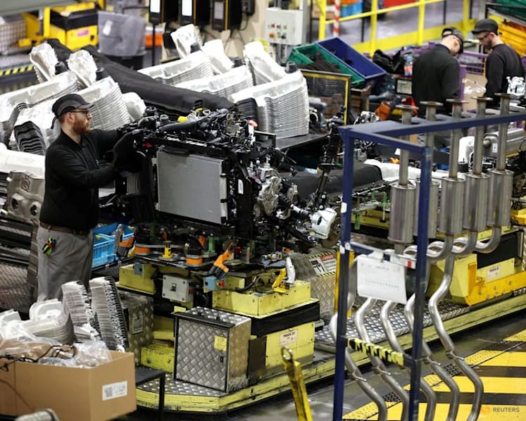 Nissan to build new hybrid SUV model for Europe at its UK plant