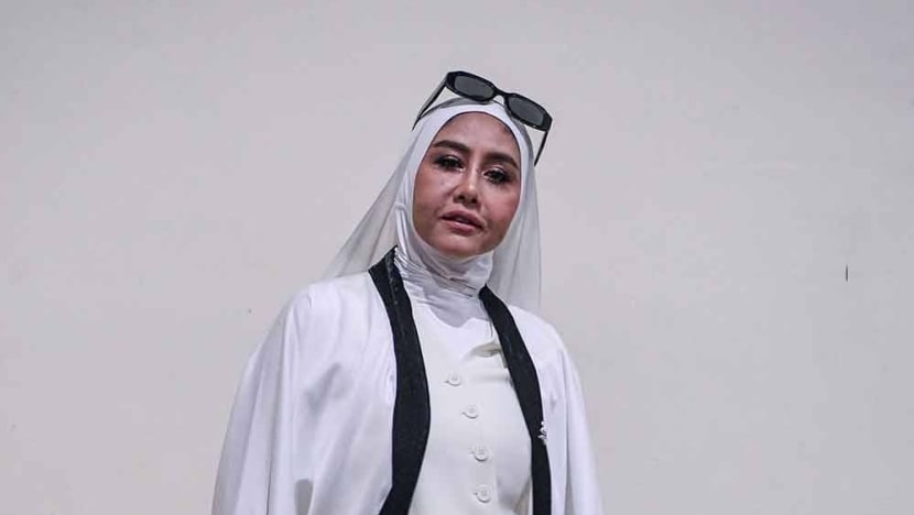 Ella ceburi industri fesyen muslimah