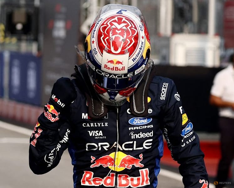 Verstappen claims first pole of season at Bahrain GP in Malaysia