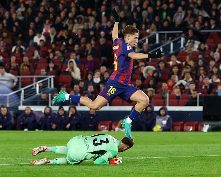 Yamal nets spectacular volley as Barcelona sink Oviedo to reclaim LaLiga lead
