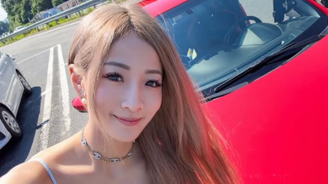 33岁香港女星转行开德士，收入反而更稳定！