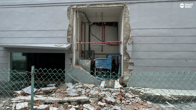 奥迪服务中心发生爆炸 职员：应该是电梯压缩机爆炸