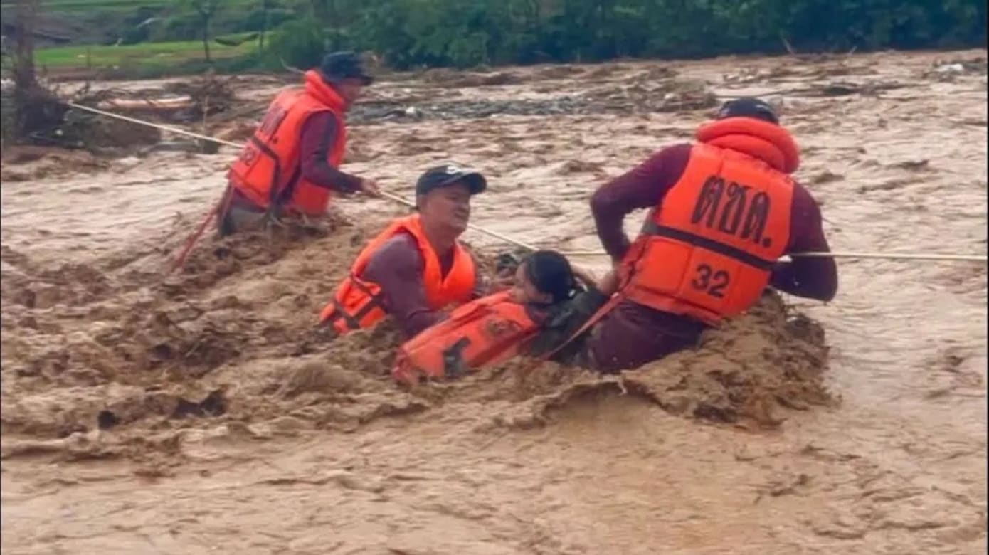 泰国北部暴雨成灾 楠府一人死亡近3万人断电