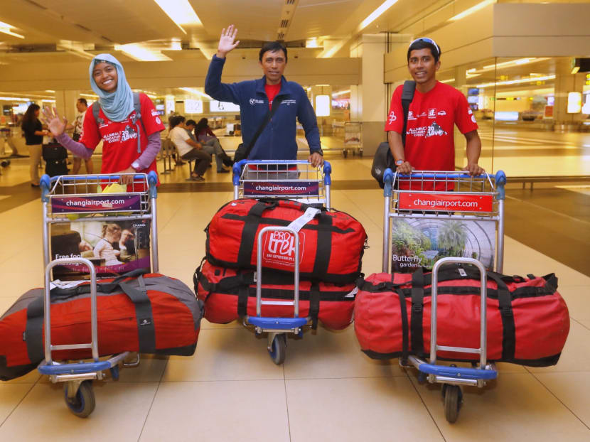 S’pore Everest team members return home