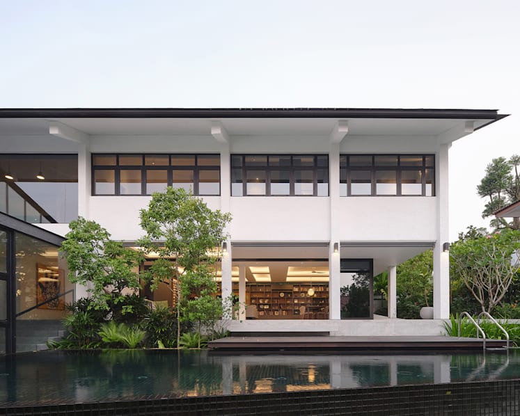 How an architect transformed an existing house into a building with interesting design features
