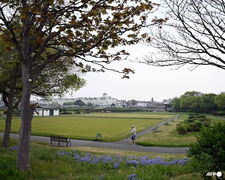 Man arrested after reports of stabbing with multiple casualties in northwest England