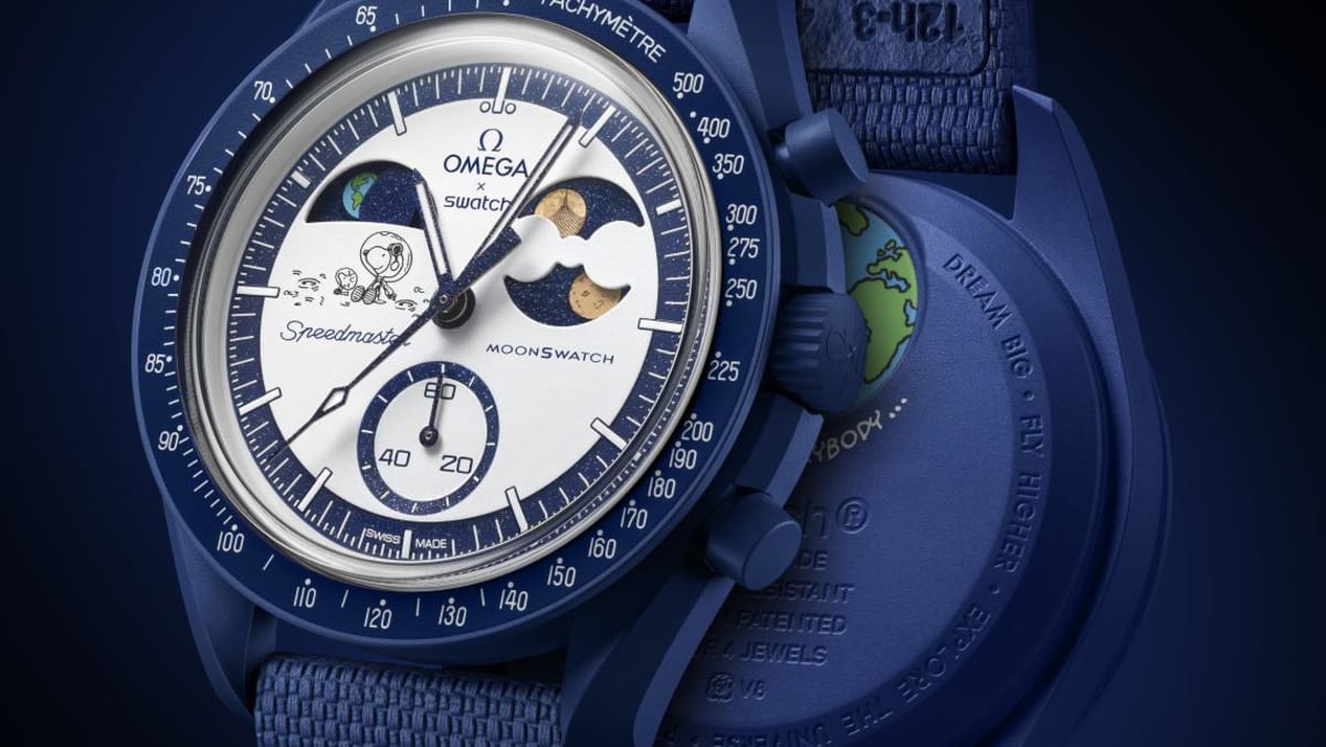 MOONSWATCH MISSION TO THE MOONPHASEスヌーピー Introducing: Snoopy Gets A New MoonSwatch With The Mission