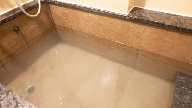 台北温泉汤屋情侣命案 女子泡温泉亡男友疑惊吓猝死