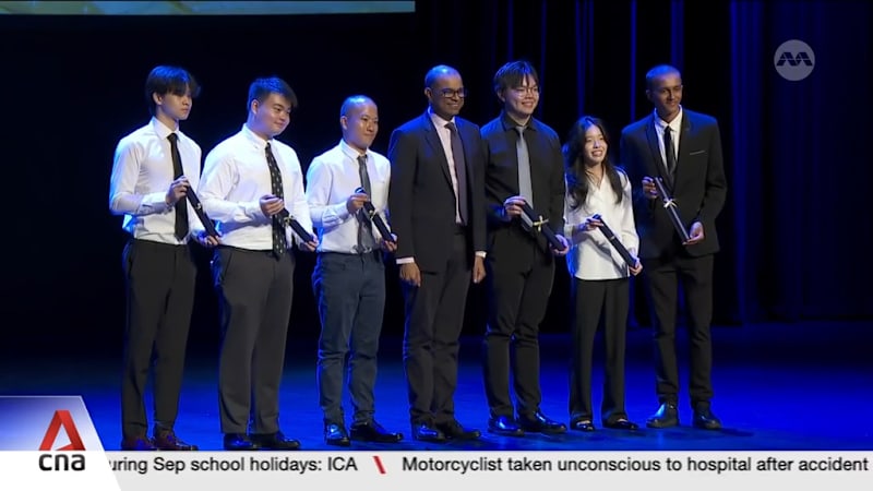 211 students receive Special Awards for achievements in academic, non-academic areas