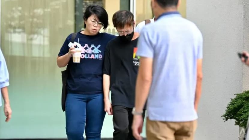 Penyelia bengkel Penjara Changi & 4 banduan didakwa seludup pil penenang Penyelia bengkel Penjara Changi & 4 banduan didakwa seludup pil penenang