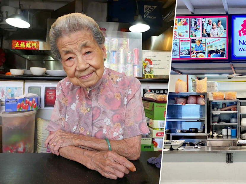 92-Year-Old Nam Seng Wanton Noodle Hawker Reopens Stall In New Location After Hiatus