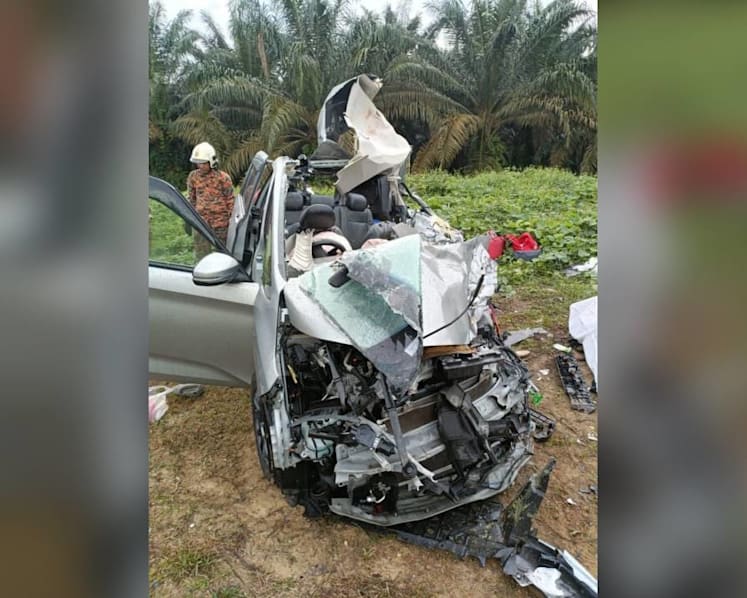 Two Singaporeans among three killed in Johor highway accident