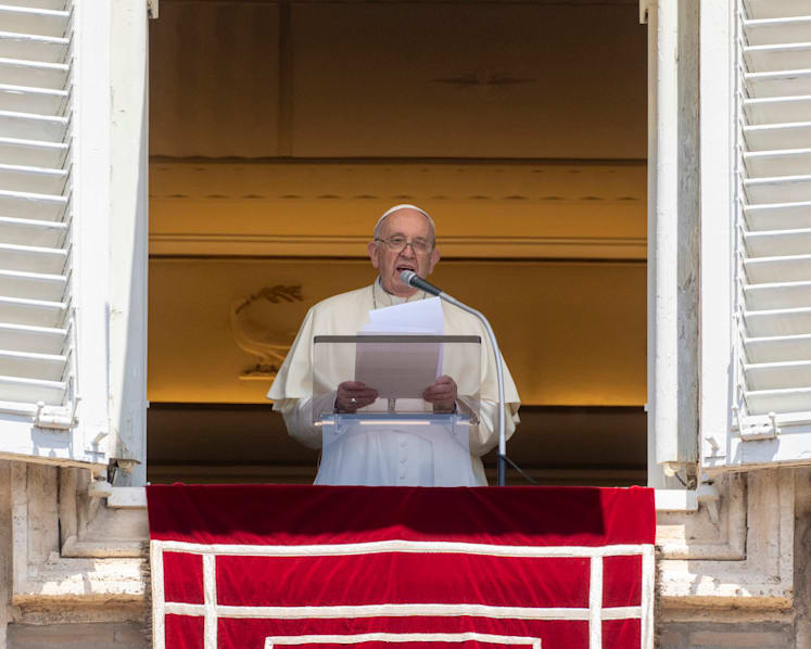 Pope voices hope church in China can operate in freedom