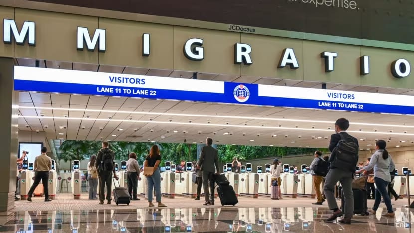 Canggih! Uji coba imigrasi tanpa paspor di Changi Airport Singapura Canggih! Uji coba imigrasi tanpa paspor di Changi Airport Singapura