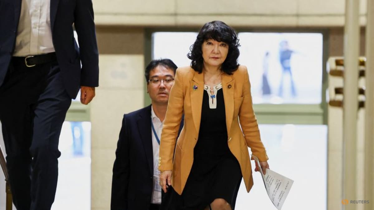 Japans finance minister to attend G20, market focus on yen debate