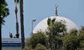 Penembakan di masjid San Diego tewaskan lima orang, termasuk dua pelaku yang bunuh diri