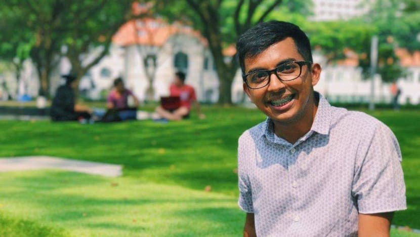 Pelajar politeknik Muhammad Razeef harungi segalanya untuk kini raih Sarjana Muda SMU Pelajar politeknik Muhammad Razeef harungi segalanya untuk kini raih Sarjana Muda SMU
