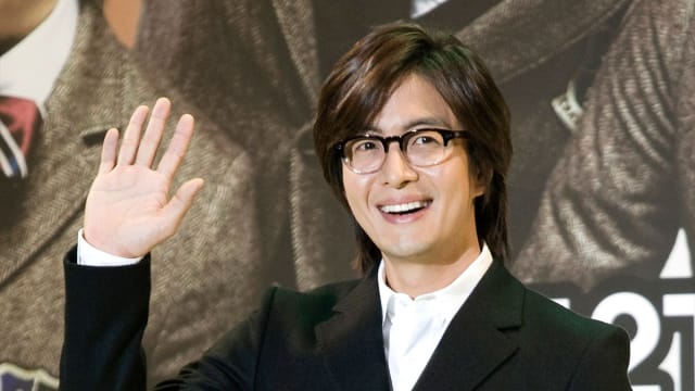 裴勇俊淡出演艺圈　与妻儿移居夏威夷，善举意外曝光！