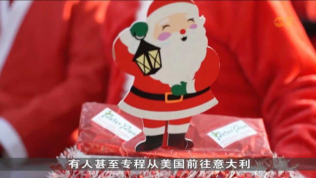 圣诞将至 罗马骑士扮圣诞老人骑行