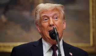 Trump brushes off Yemen chat breach as a 'glitch'