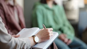 தீவிரவாதப் போக்கிலிருந்து மீண்டுவர உதவும் மறுவாழ்வுப் பயிற்சி