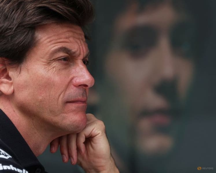 Upgrades backfire as Wolff admits Mercedes going backwards