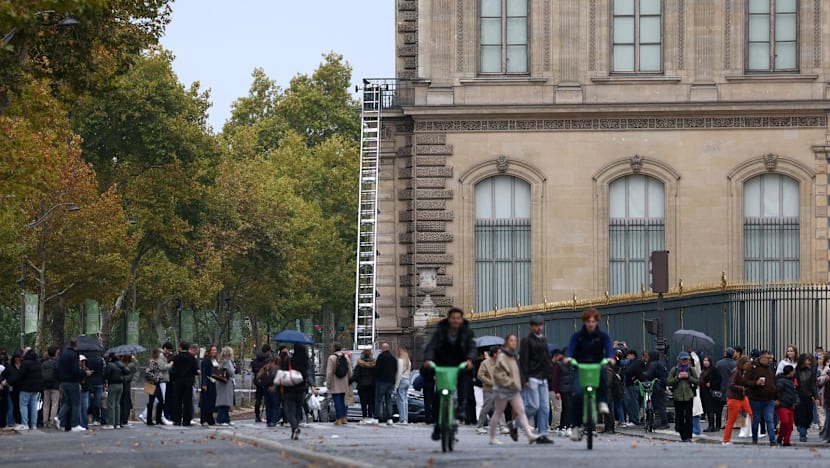 Direktur Museum Louvre salahkan CCTV atas perampokan perhiasan Rp1,6 triliun