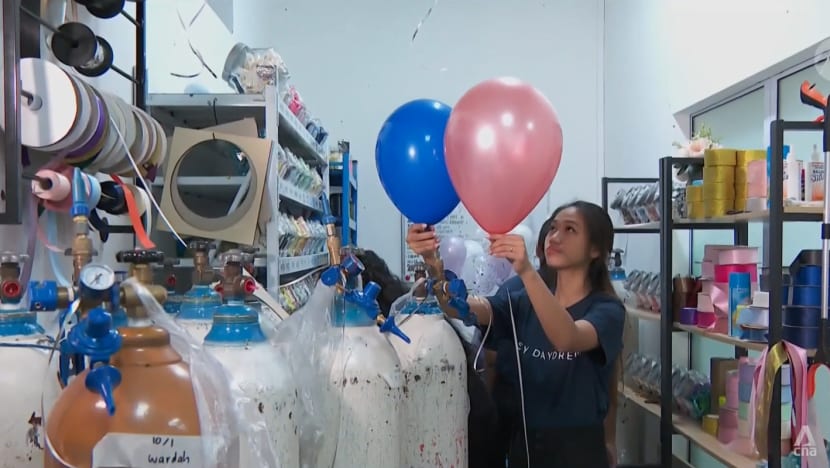 Balloon businesses turn to alternative products as helium prices increase amid shortage