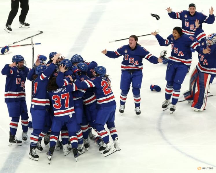 Ice hockey-United States beat Canada in overtime for women's gold