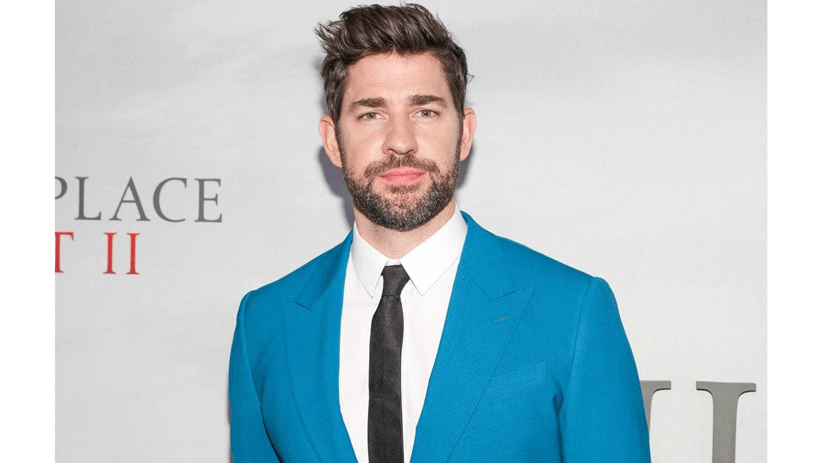 John Krasinski Explains Why He Sold Some Good News To "It