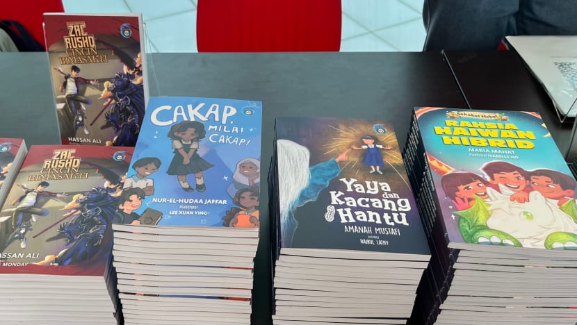 4 novel Melayu dilancarkan Pustaka Nasional sempena Pesta Penulis Singapura 4 novel Melayu dilancarkan Pustaka Nasional sempena Pesta Penulis Singapura