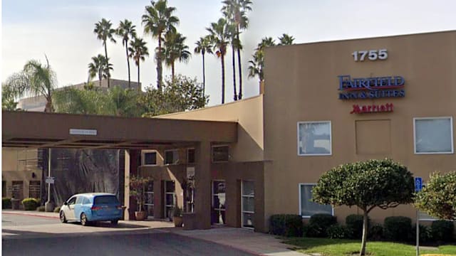 美国退伍军人酒店洗澡被热水烫死  家属起诉酒店