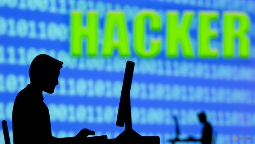 FBI warns agents of call log thefts by hackers, Bloomberg News reports FBI warns agents of call log thefts by hackers, Bloomberg News reports