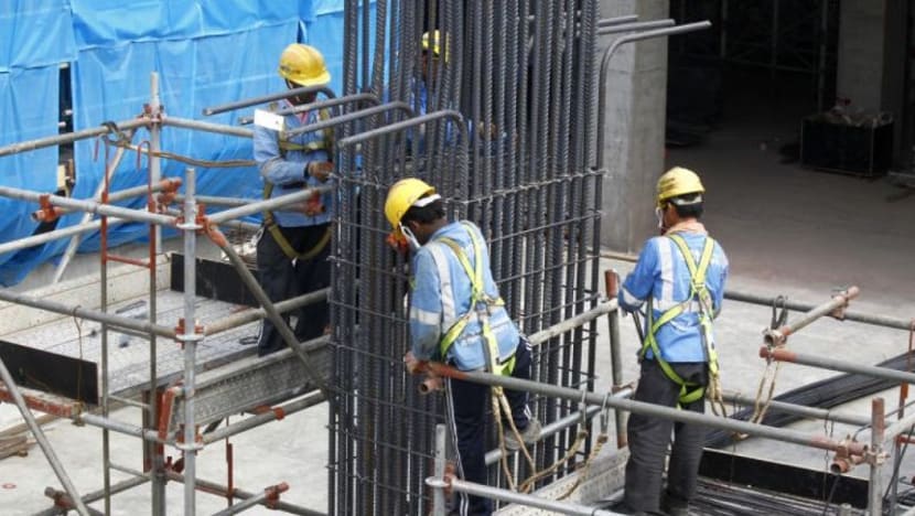 Dasar pekerja hijrahan lebih ketat akan pastikan S'pura dapat pikat bakat berkaliber & sumbang kepada ekonomi, kata Lawrence Wong