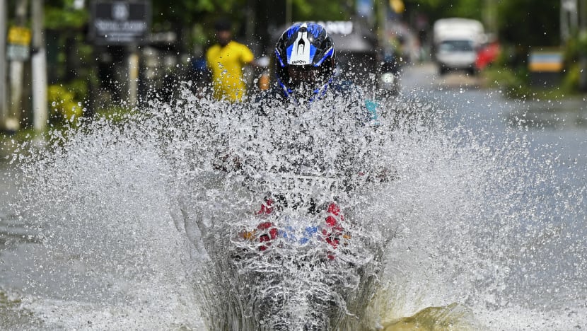 5,000 penduduk terjejas banjir di Sri Lanka 5,000 penduduk terjejas banjir di Sri Lanka