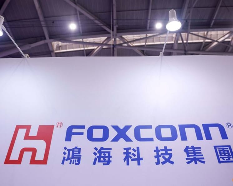 Poland's EMP teams up with Foxconn to build EV manufacturing hub