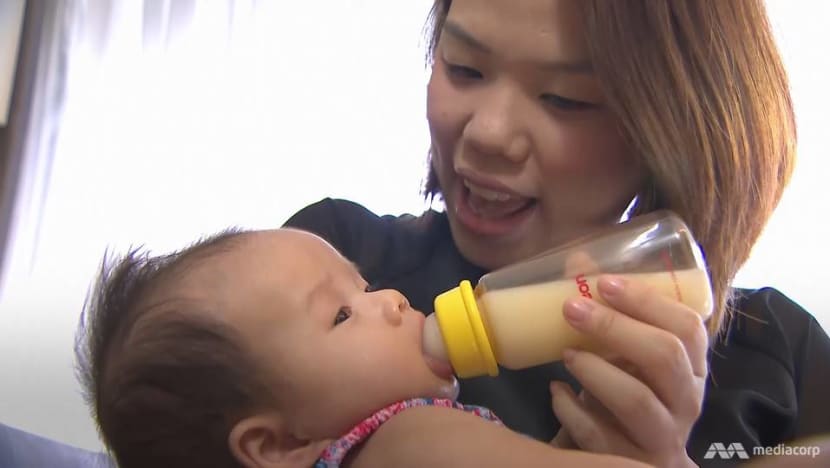 More mothers offering their breast milk online, but is it safe? More mothers offering their breast milk online, but is it safe?