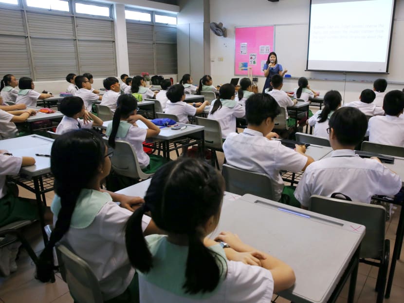 A Mathematics class with students from Woodgrove Primary School.